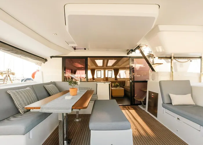 Bådhotel Dione Catamaran Thessaloníki