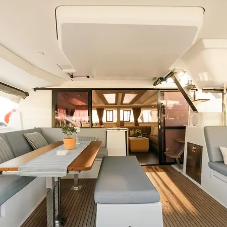 船屋 Dione Catamaran 塞萨洛尼基
