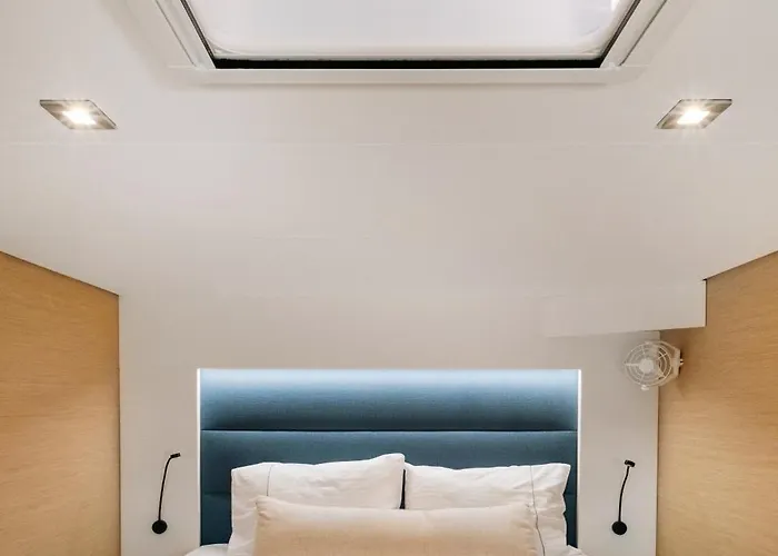 船屋 Dione Catamaran 塞萨洛尼基